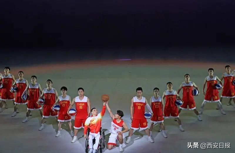 2025年新澳门和香港天天免费精准大全，详细解答、专家全面解释与落实